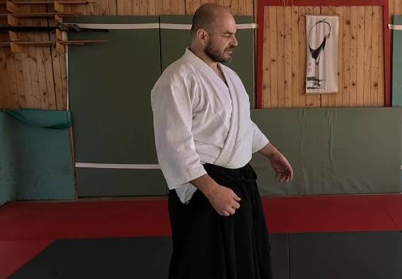 Tenue réglementaire pour l'aikido